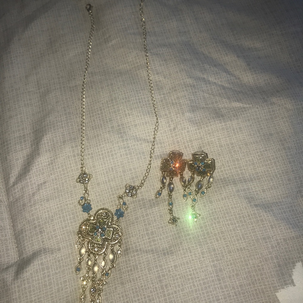Vintage real gold jewelry set necklace &earings